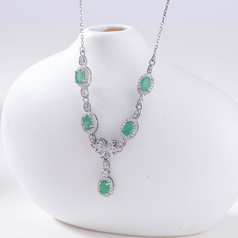 Natural Emerald Deluxe Necklace.