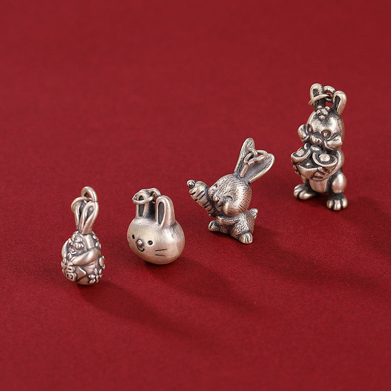 S990 Sterling Silver Money Bunny Charm
