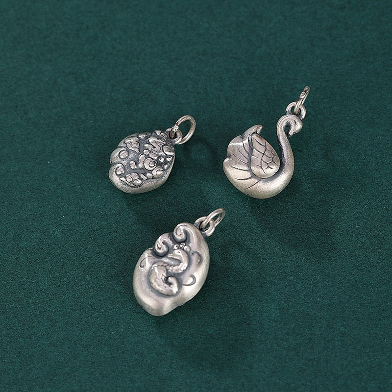 S990 Sterling Silver Swan Charms